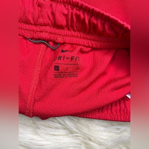 Nike dri fit red basketball shorts sz Large boys - Picture 5 of 5